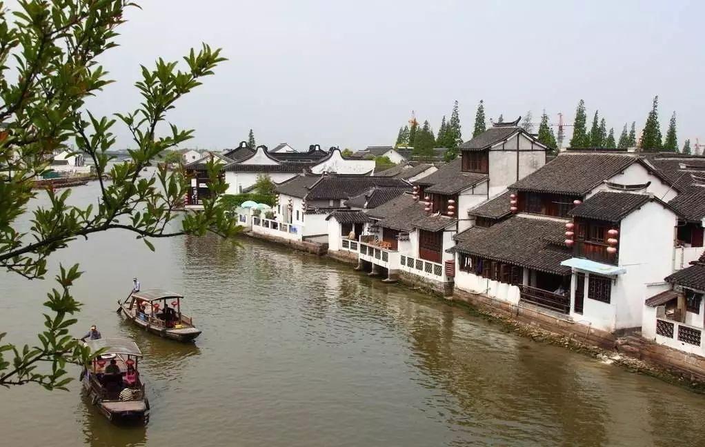 无人的神秘村